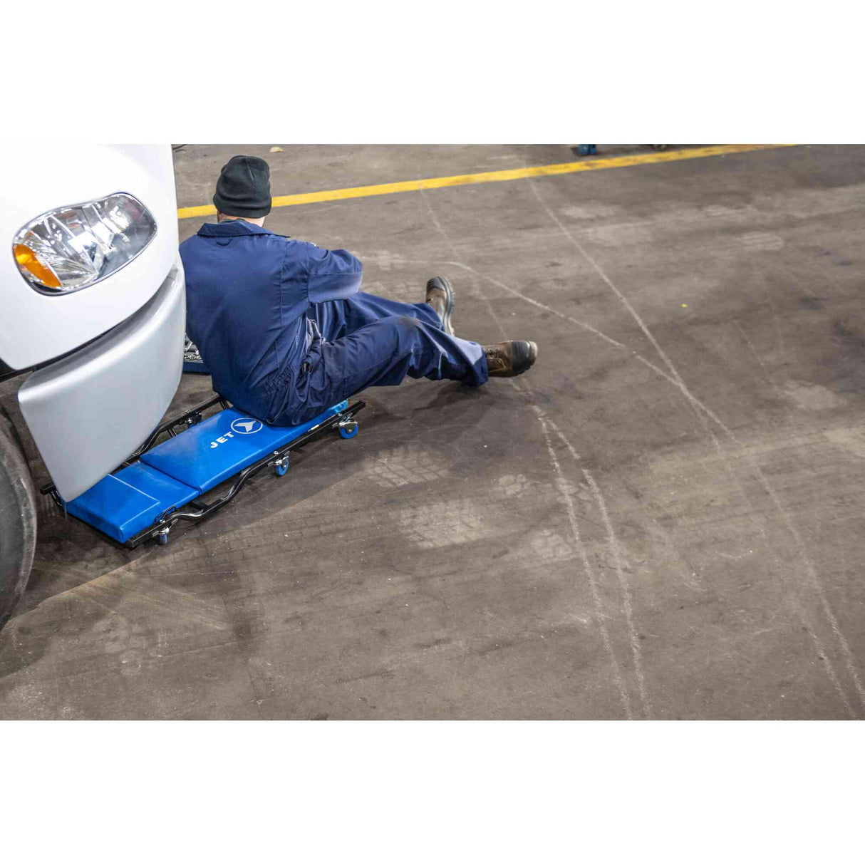 ROLLING BED BASE WITH HEADREST 42" JET