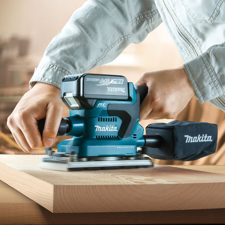 ponceuses makita
