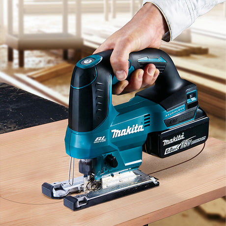 scie sauteuse makita
