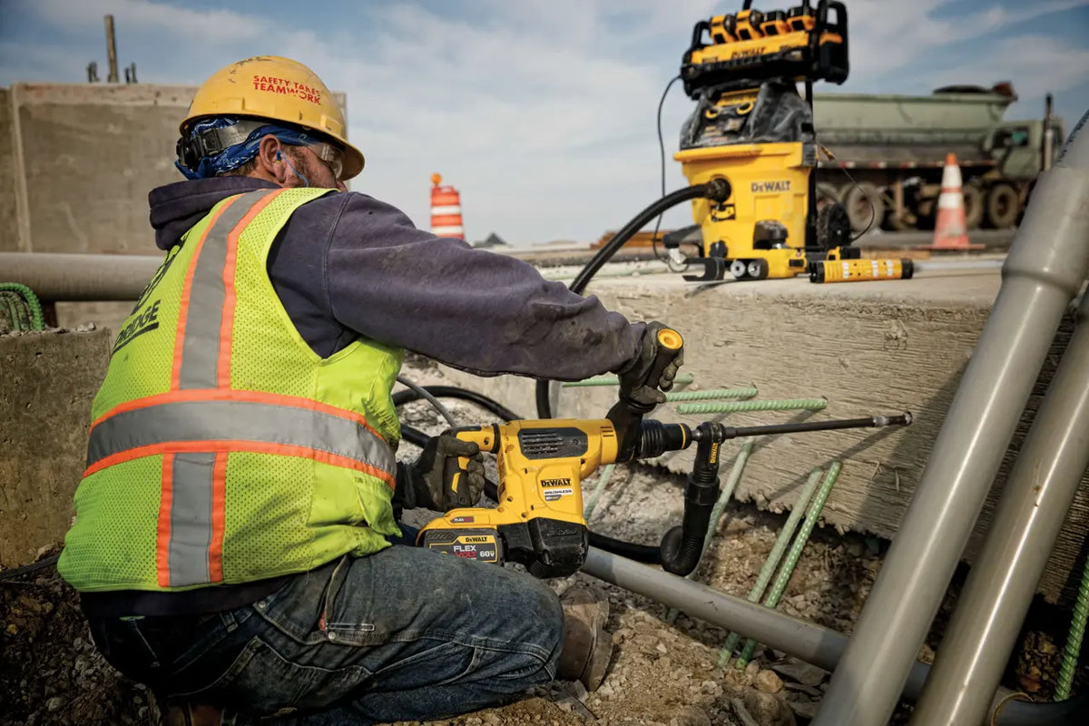 STATION DE CHARGE DEWALT 1800W DCB1800B