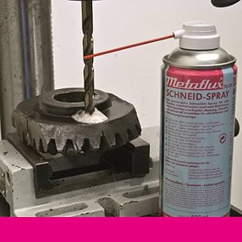 400ml Metaflux cutting oil spray in foam form applied to metal gear for high-performance cooling lubrication